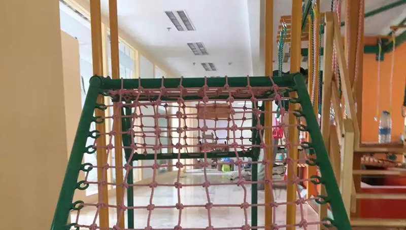 上海室內(nèi)兒童拓展設(shè)備案例展示