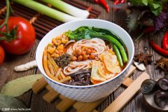 來，吃了這碗螺螄粉！