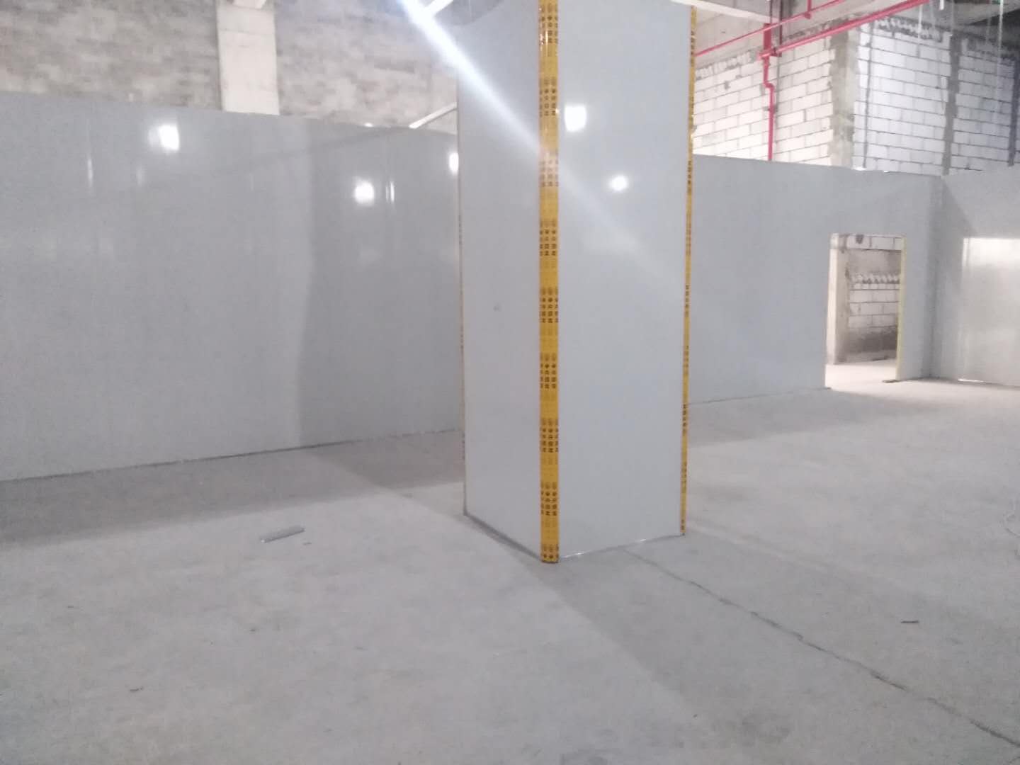 大連仁信，廈門車間施工中