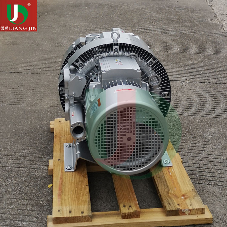 7.5KW污水處理深水曝氣配套氣環(huán)式真空氣泵--上海梁瑾機電設備有限公司