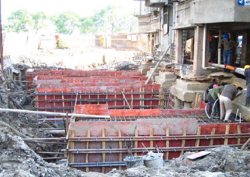 地基加固可采用上海環(huán)宇建筑工程材料有限公司生產(chǎn)的結(jié)構(gòu)加固料：秀樸-J45